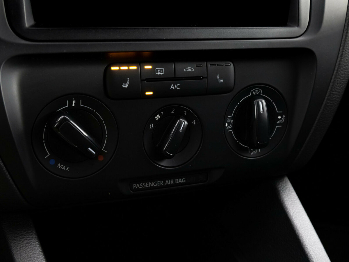Volkswagen Jetta б/у, 2013, Автоматическая. Фото: #9