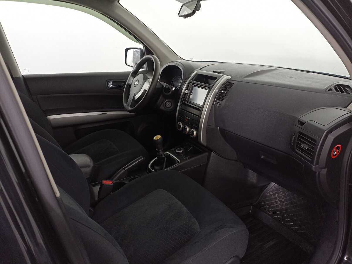 Nissan X-Trail б/у, 2014, Механическая. Фото: #10