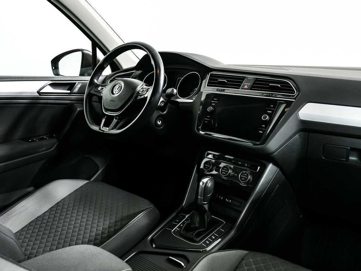 Volkswagen Tiguan б/у, 2017, Роботизированная. Фото: #8