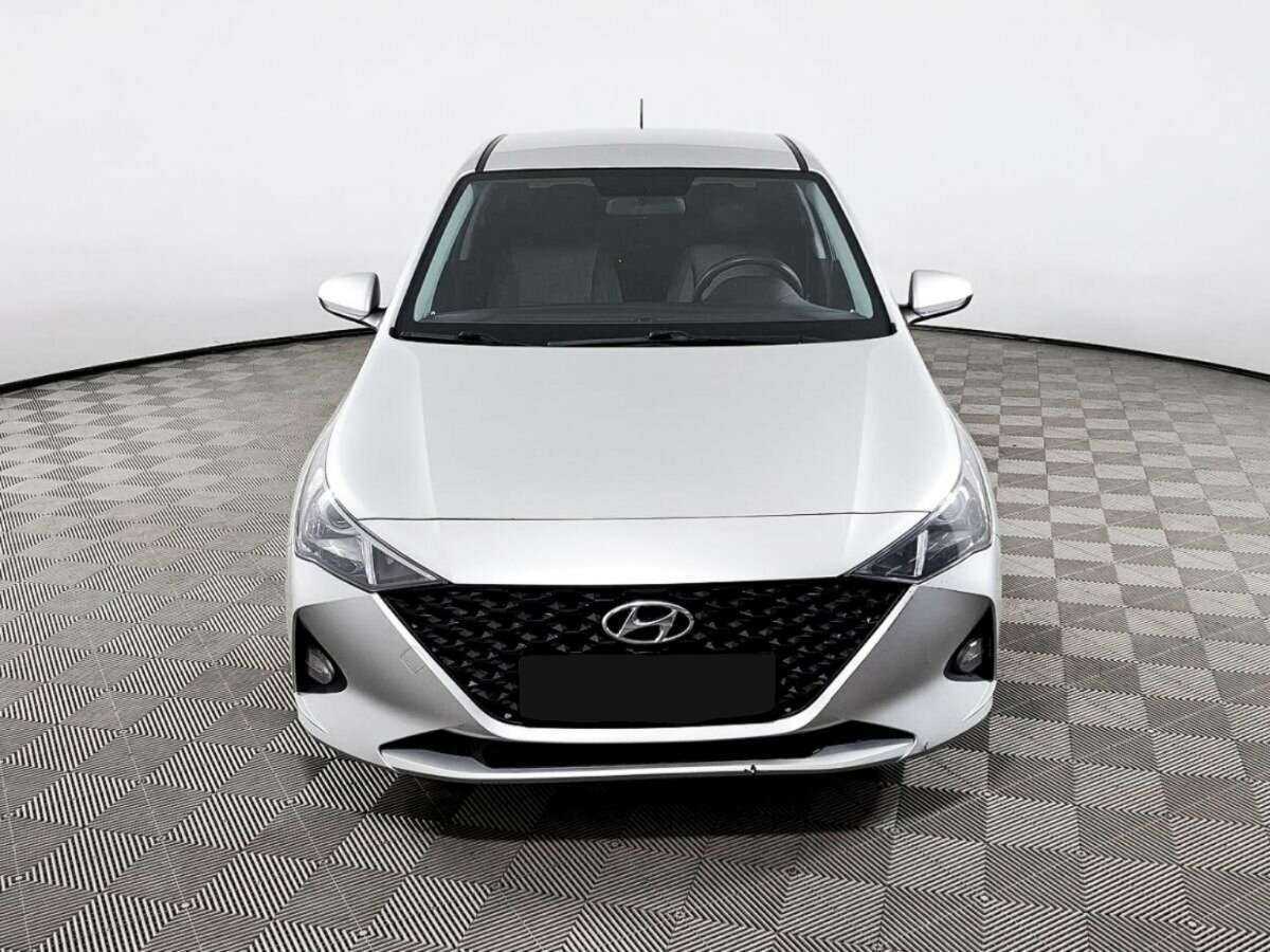 Hyundai Solaris б/у, 2021, Автоматическая. Фото: #1
