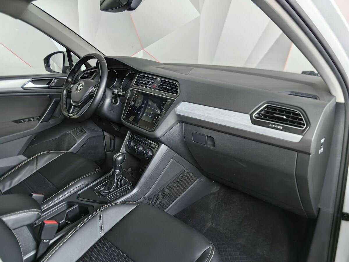 Volkswagen Tiguan б/у, 2018, Роботизированная. Фото: #8