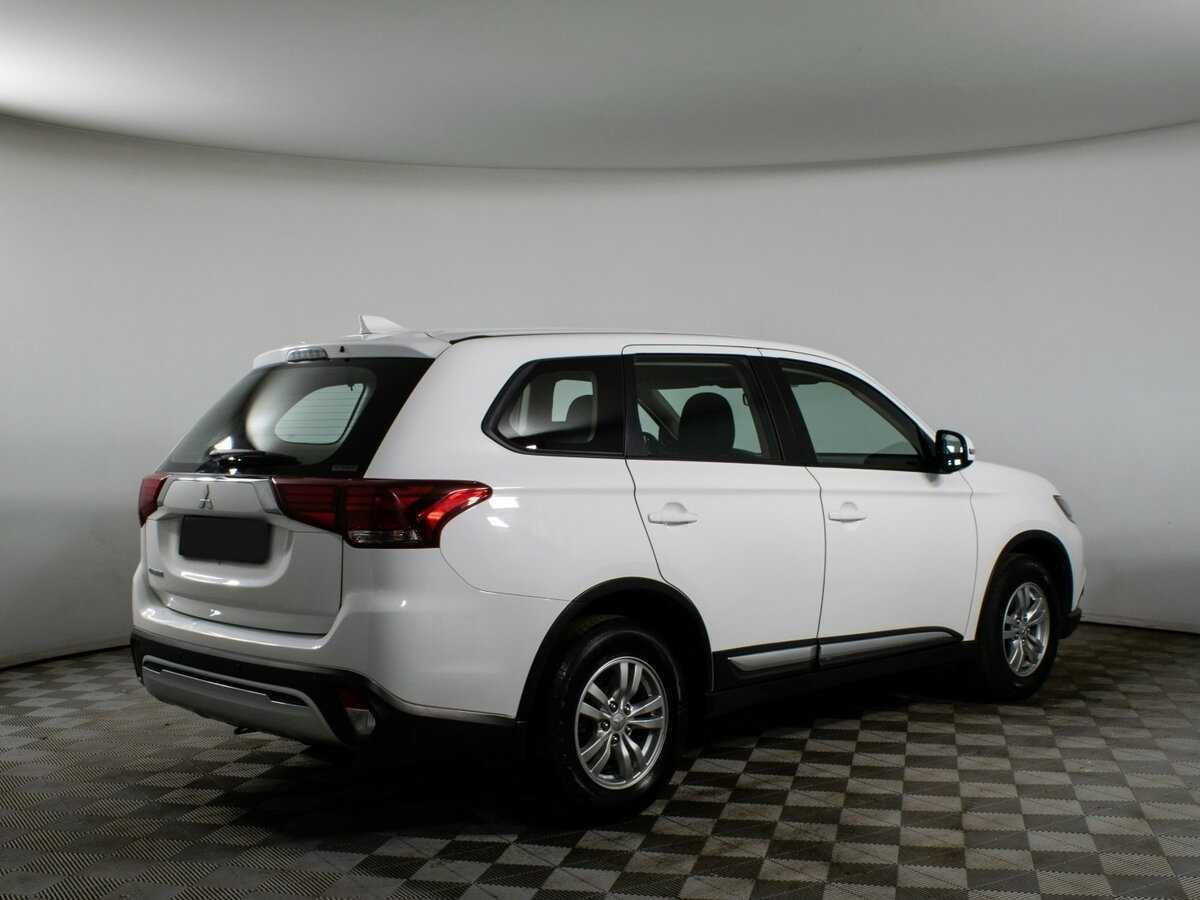 Mitsubishi Outlander б/у, 2020, Вариатор. Фото: #4