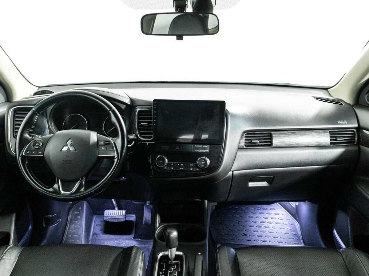 Mitsubishi Outlander б/у, 2016, Вариатор. Фото: #12