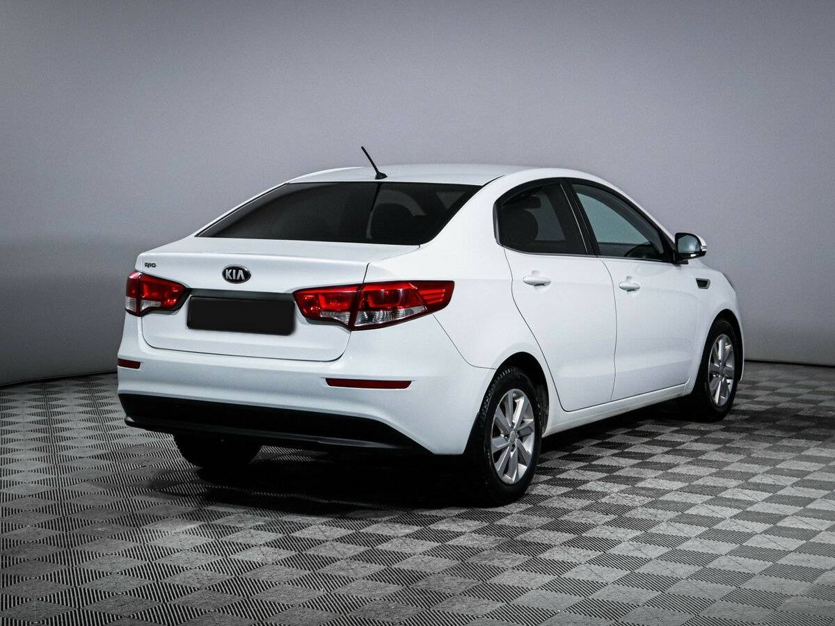 Kia Rio б/у, 2015, Автоматическая. Фото: #3