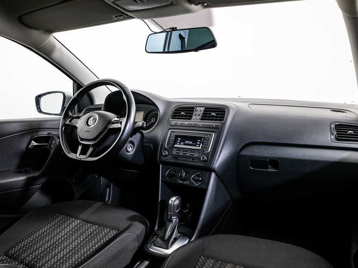 Volkswagen Polo б/у, 2016, Автоматическая. Фото: #8