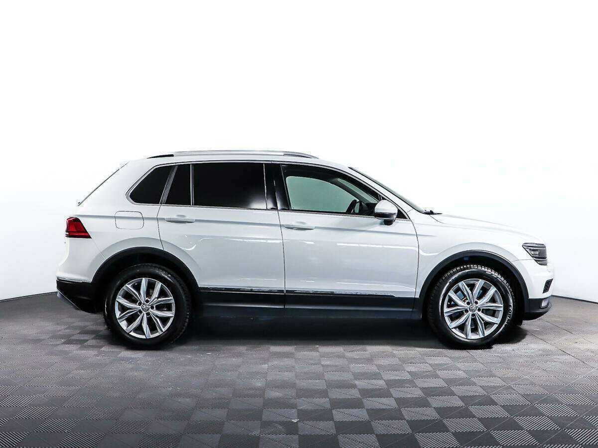 Volkswagen Tiguan б/у, 2018, Роботизированная. Фото: #3