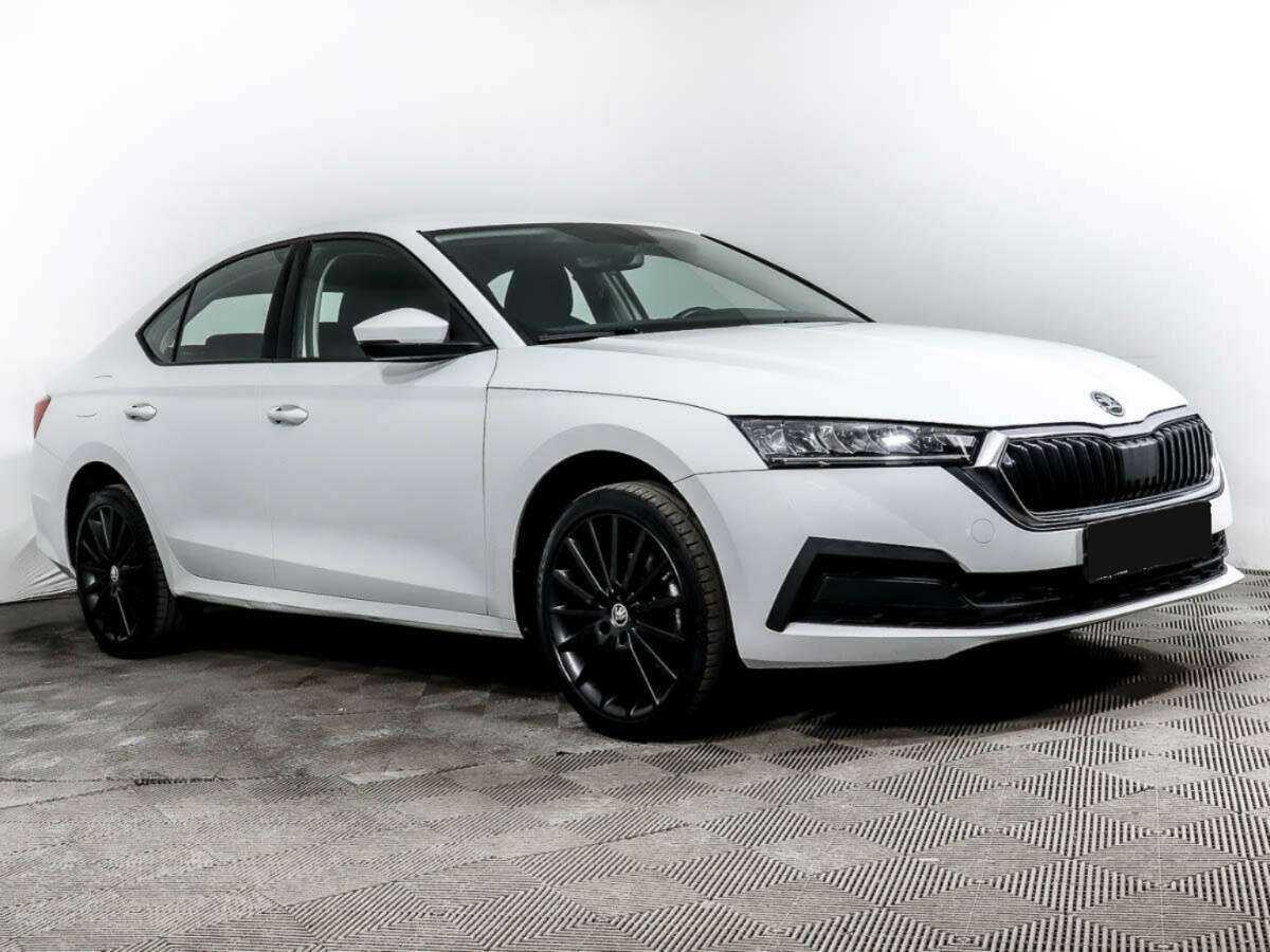 Skoda Octavia б/у, 2021, Автоматическая. Фото: #2