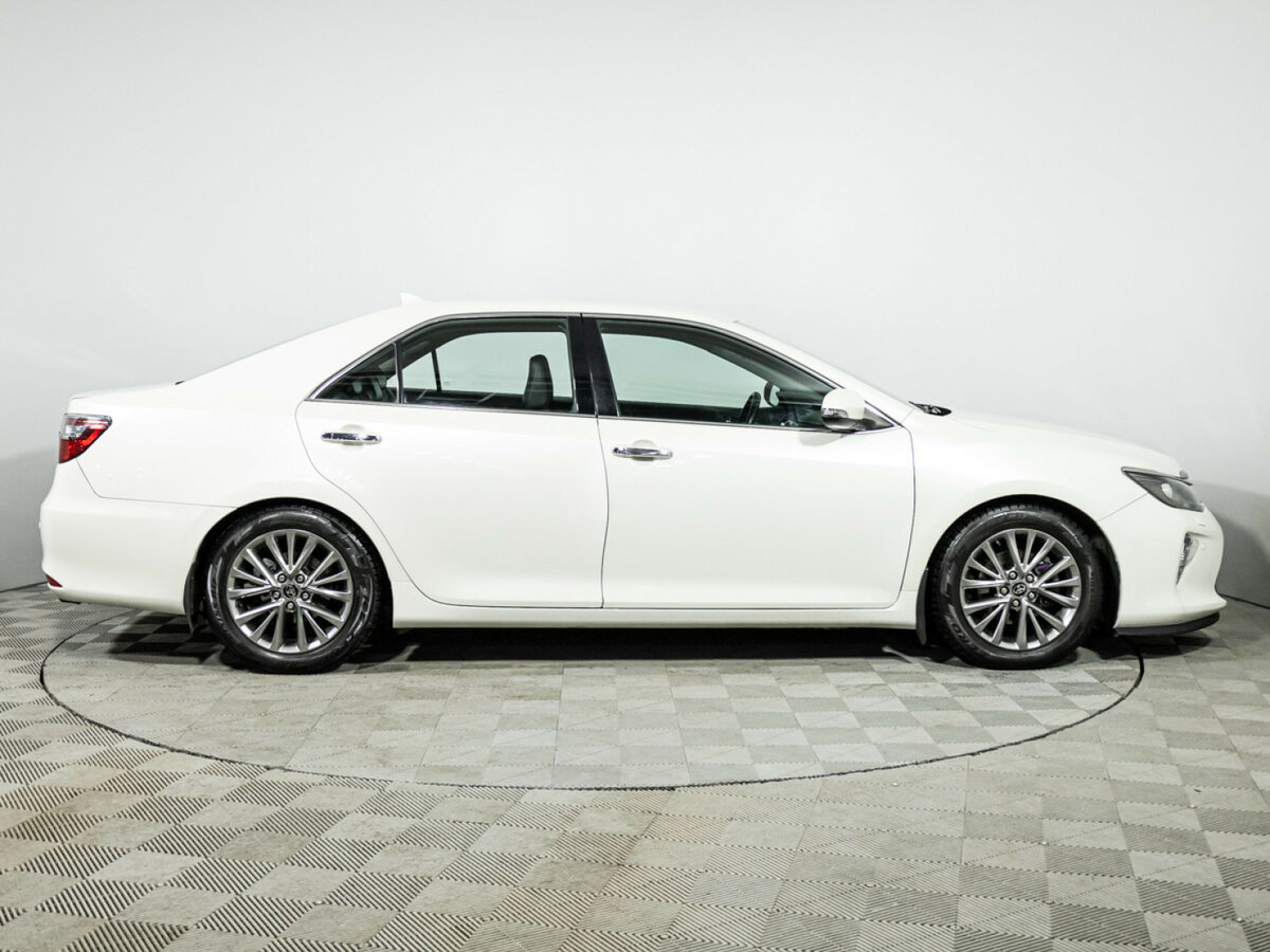 Toyota Camry б/у, 2017, Автоматическая. Фото: #3