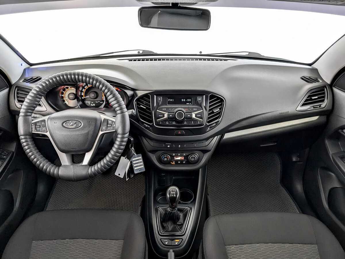Lada (ВАЗ) Vesta б/у, 2019, Механическая. Фото: #13