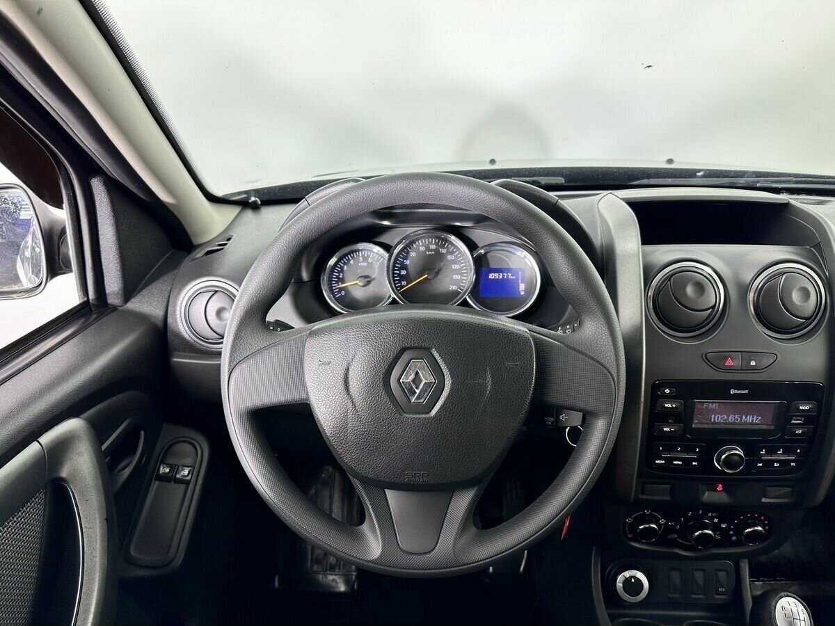 Renault Duster б/у, 2018, Механическая. Фото: #9
