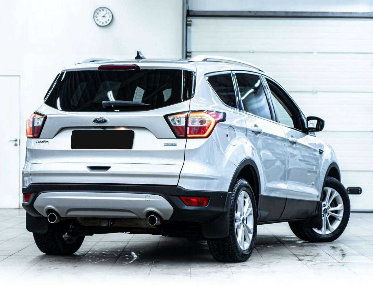Ford Kuga б/у, 2017, Автоматическая. Фото: #2