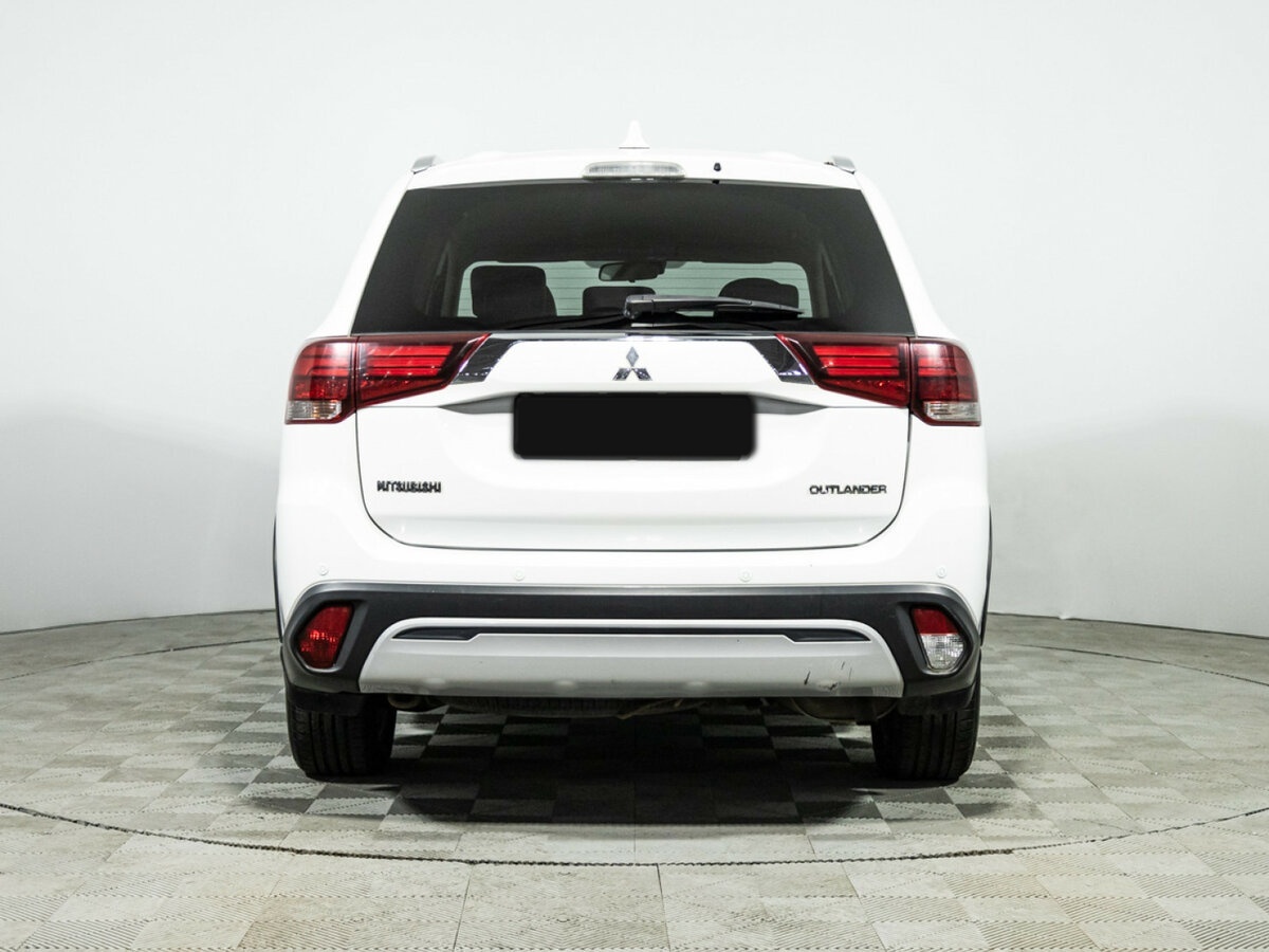 Mitsubishi Outlander б/у, 2019, Вариатор. Фото: #4