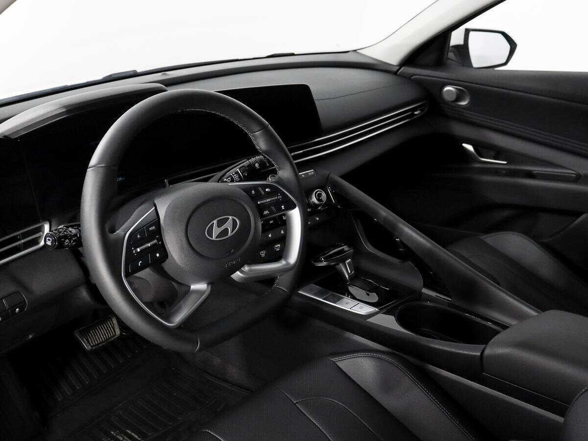 Hyundai Elantra б/у, 2024, Вариатор. Фото: #8