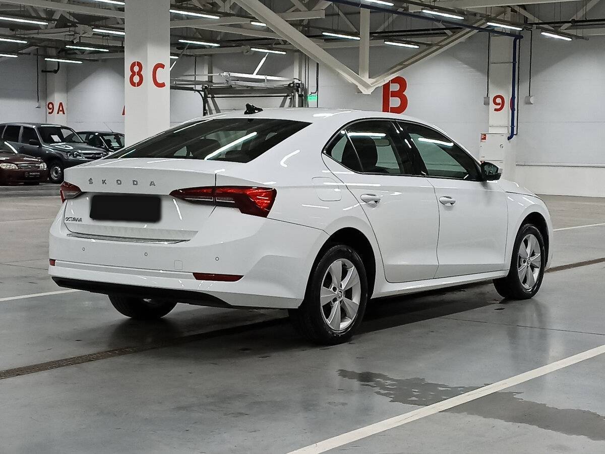 Skoda Octavia б/у, 2021, Автоматическая. Фото: #4