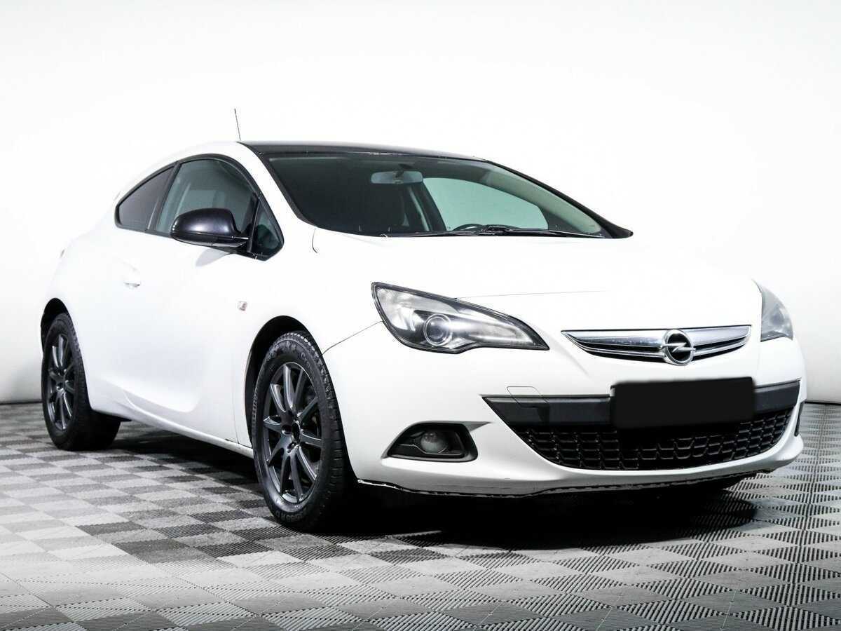 Opel Astra б/у, 2013, Автоматическая. Фото: #2