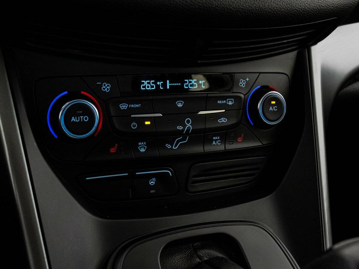 Ford Kuga б/у, 2017, Автоматическая. Фото: #10