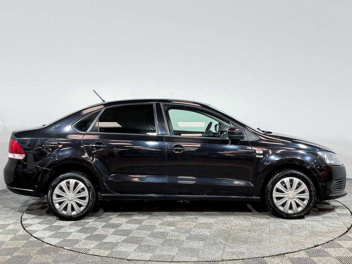 Volkswagen Polo б/у, 2013, Автоматическая. Фото: #3