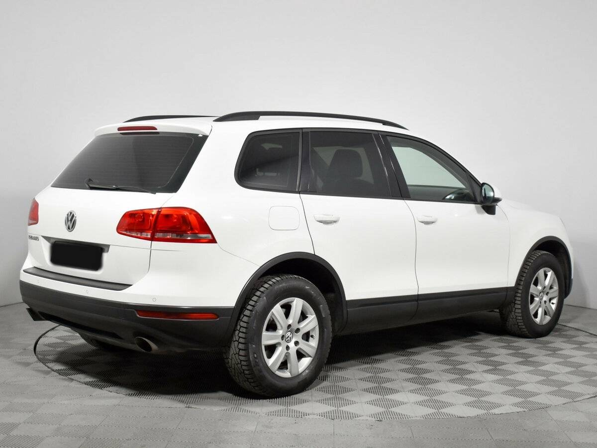 Volkswagen Touareg б/у, 2015, Автоматическая. Фото: #4
