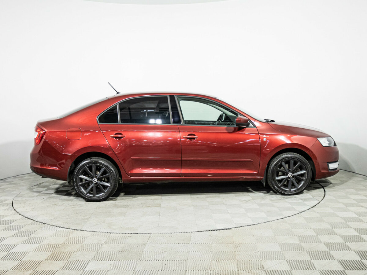 Skoda Rapid б/у, 2016, Автоматическая. Фото: #3
