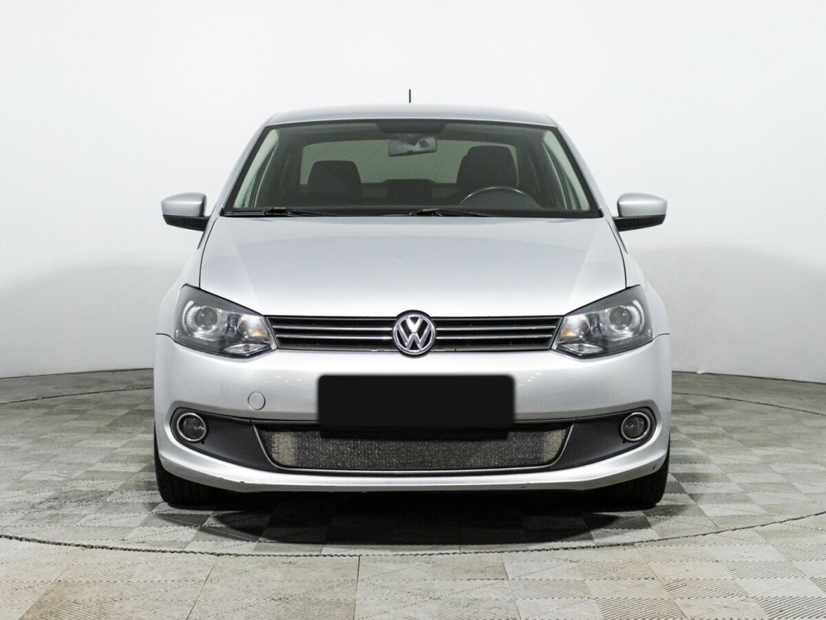 Volkswagen Polo б/у, 2013, Механическая. Фото: #1