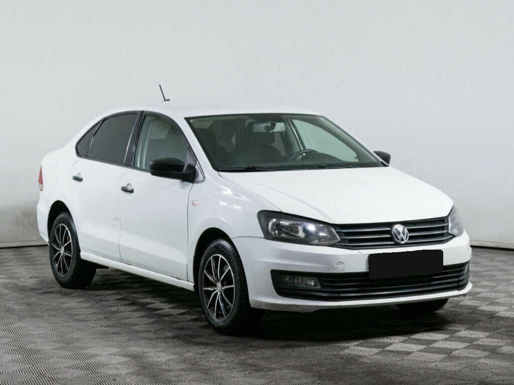 Volkswagen Polo б/у, 2019, Автоматическая. Фото: #2