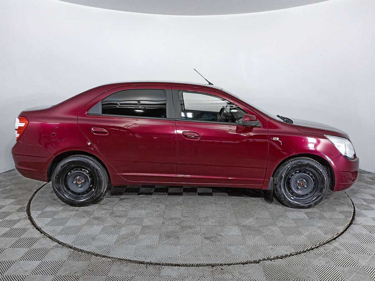 Chevrolet Cobalt б/у, 2014, Механическая. Фото: #3