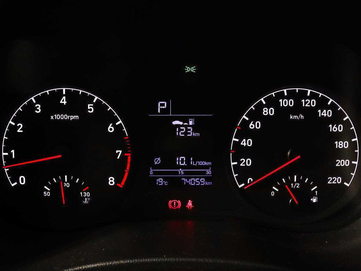 Hyundai Solaris б/у, 2017, Автоматическая. Фото: #8