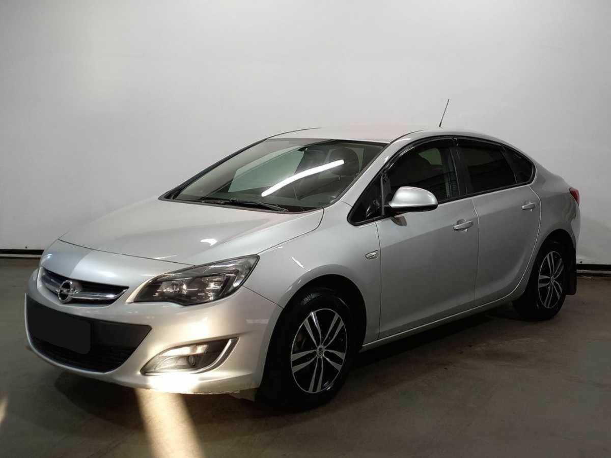 Opel Astra б/у, 2012, Механическая. Посмотреть фото