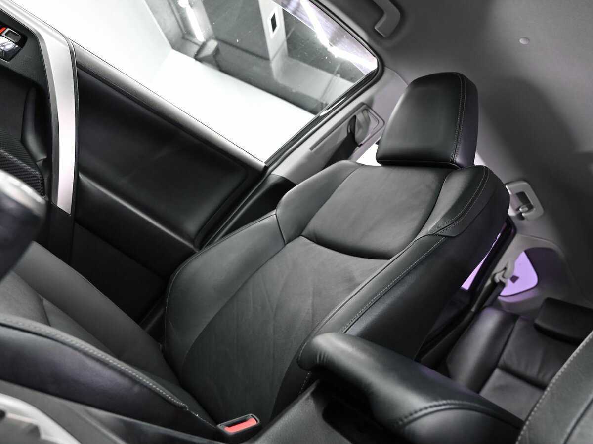 Toyota RAV4 б/у, 2013, Автоматическая. Фото: #13