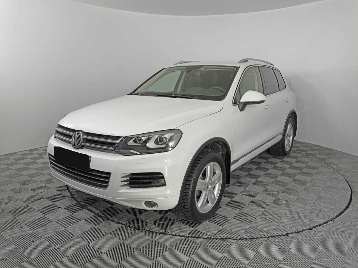 Volkswagen Touareg б/у, 2013, Автоматическая. Фото: #0