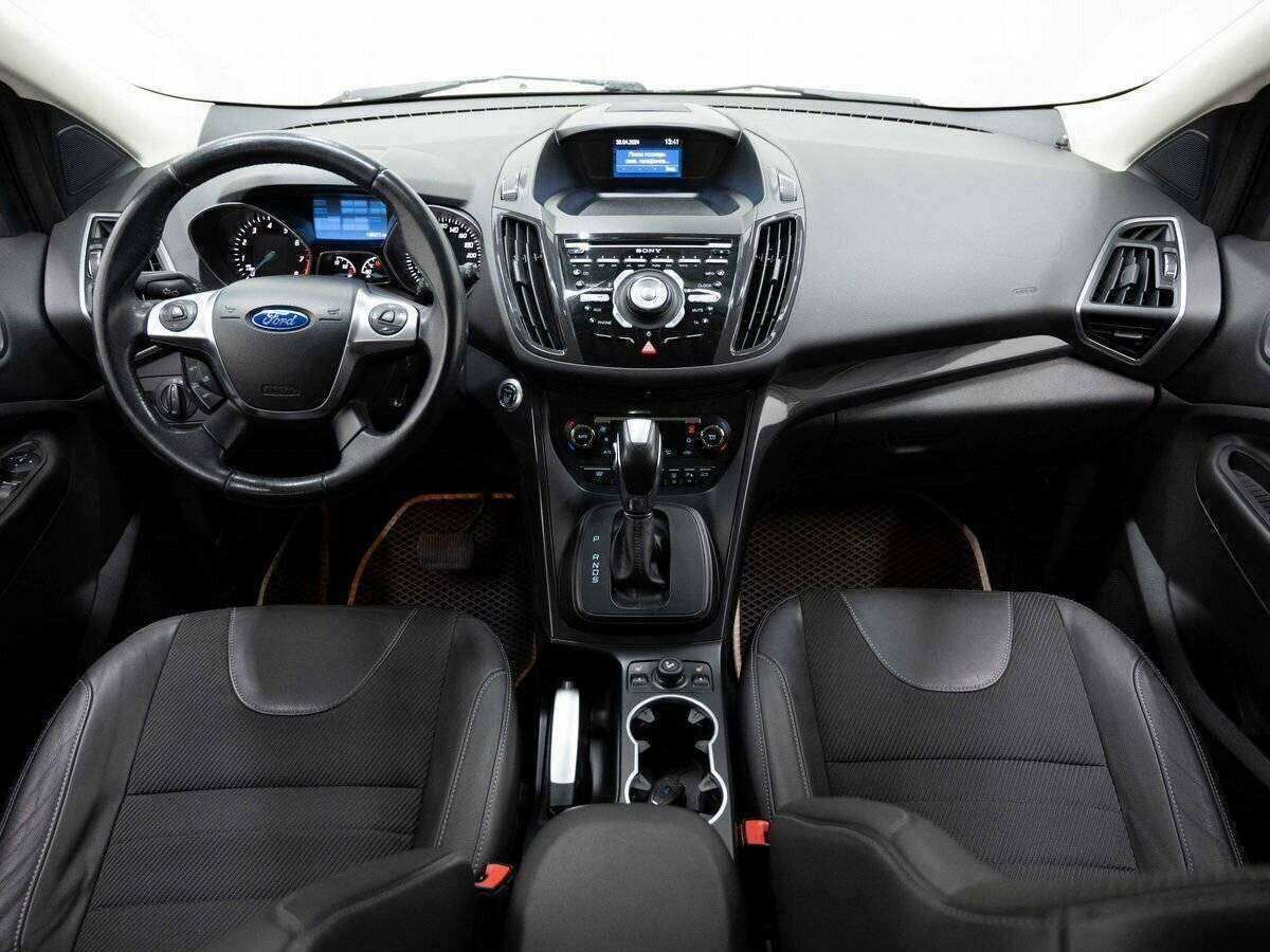 Ford Kuga б/у, 2014, Автоматическая. Фото: #12
