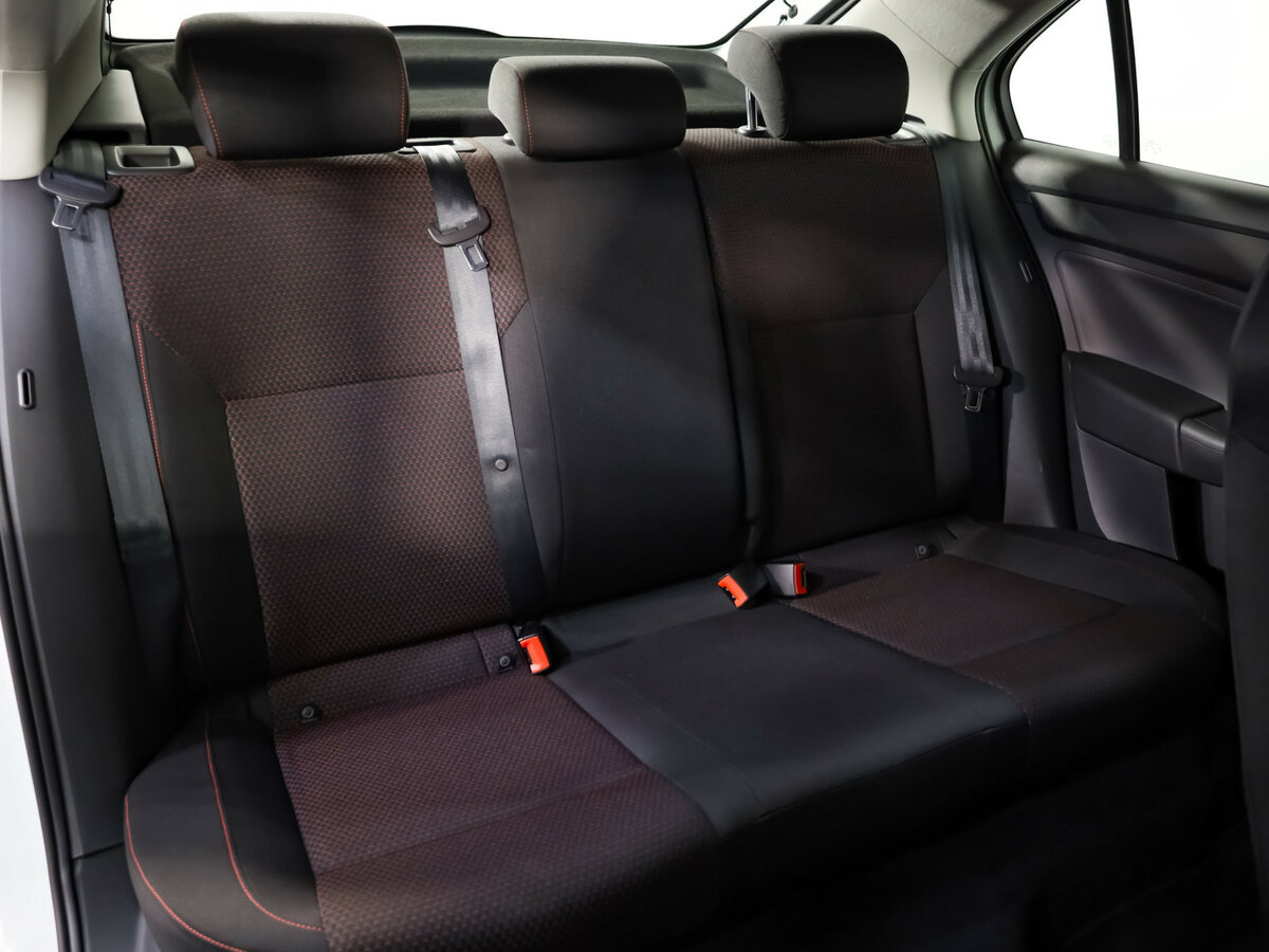 Skoda Rapid б/у, 2015, Механическая. Фото: #15
