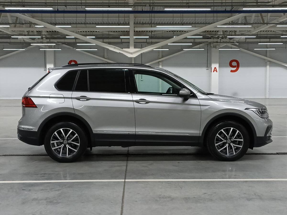 Volkswagen Tiguan б/у, 2021, Роботизированная. Фото: #3