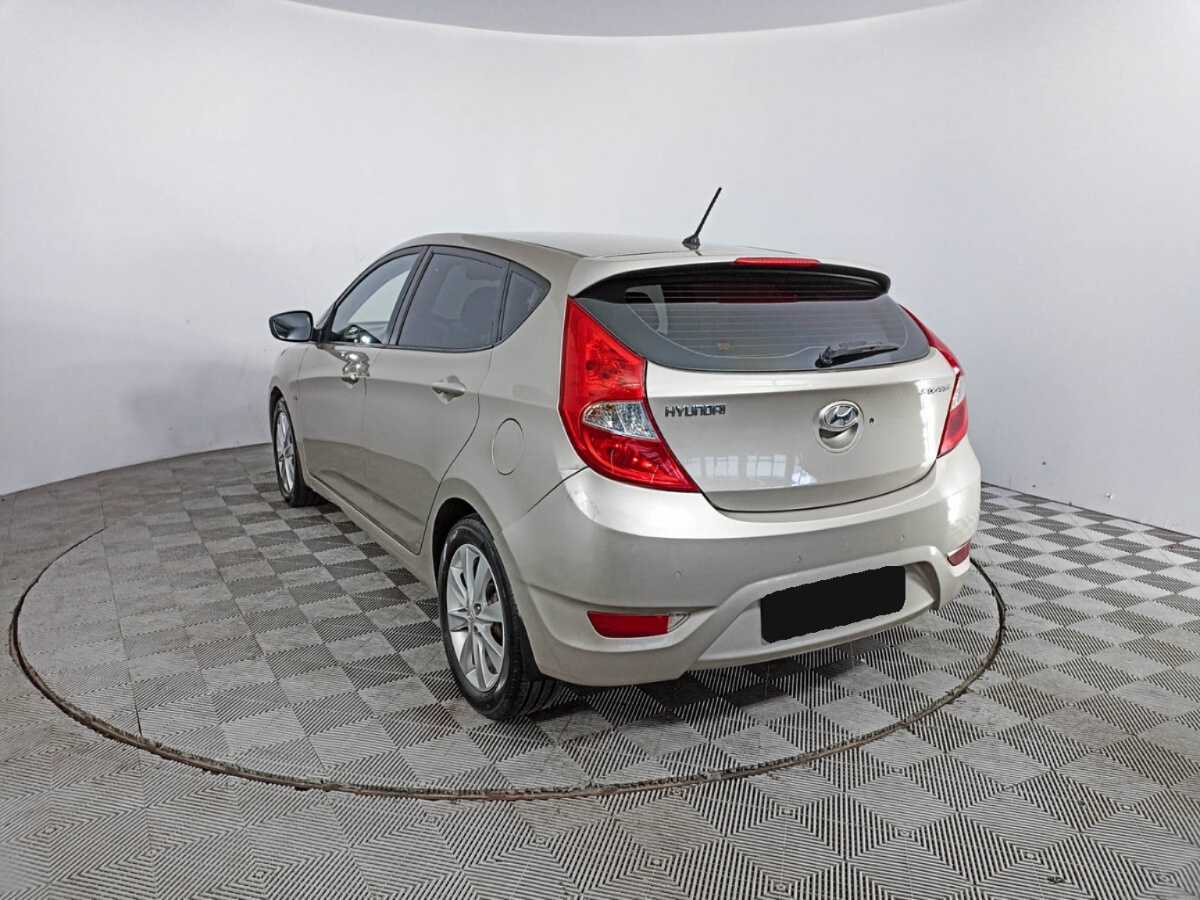 Hyundai Solaris б/у, 2012, Автоматическая. Фото: #6