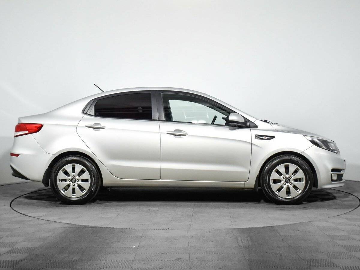 Kia Rio б/у, 2016, Автоматическая. Фото: #3
