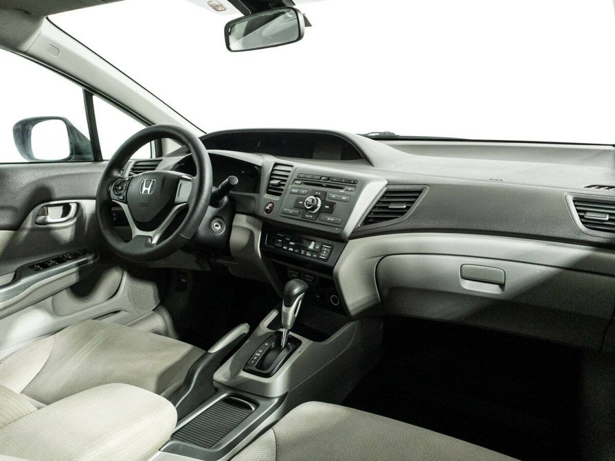 Honda Civic б/у, 2012, Автоматическая. Фото: #8