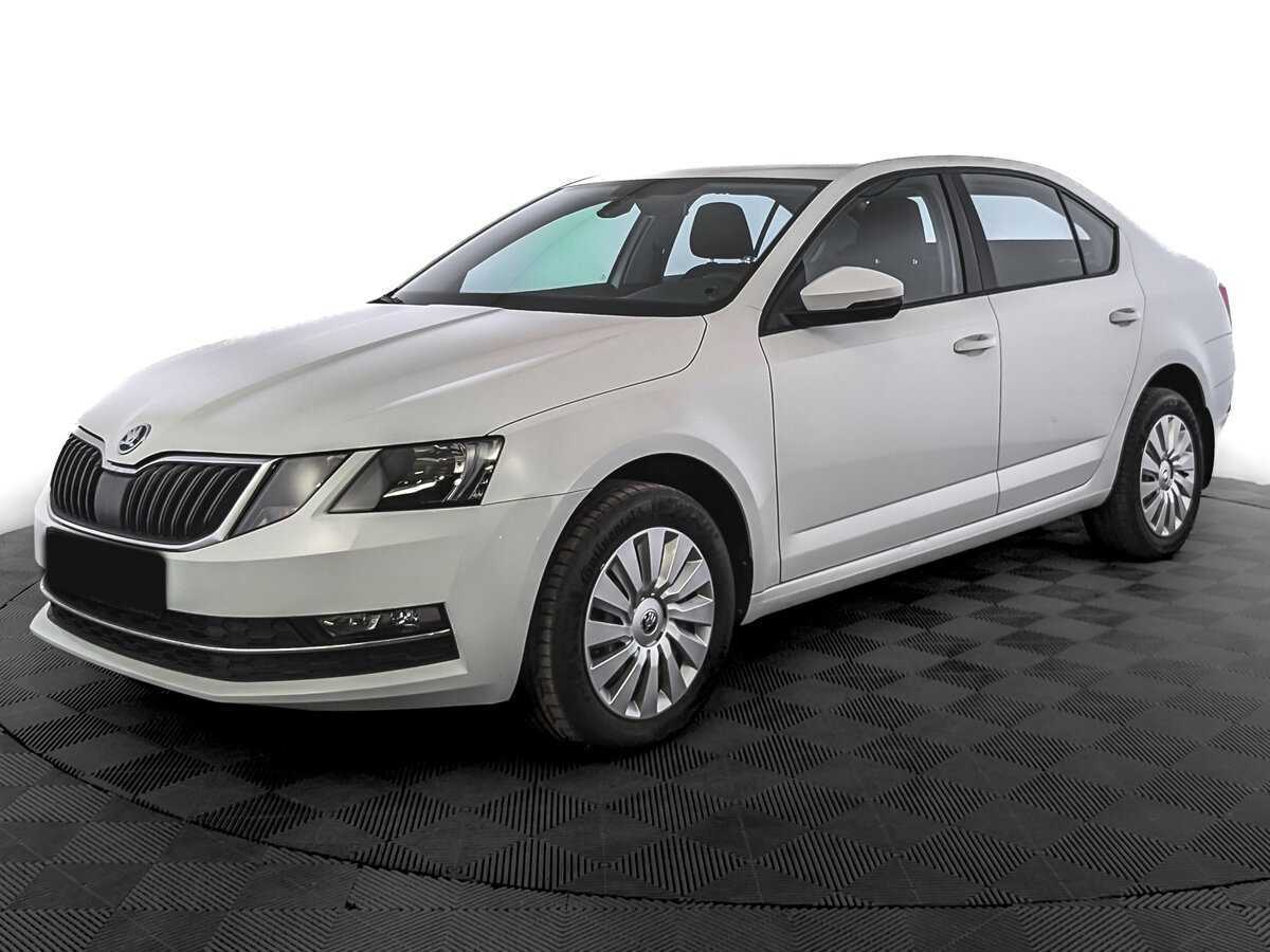Skoda Octavia б/у, 2017, Механическая. Фото: #0