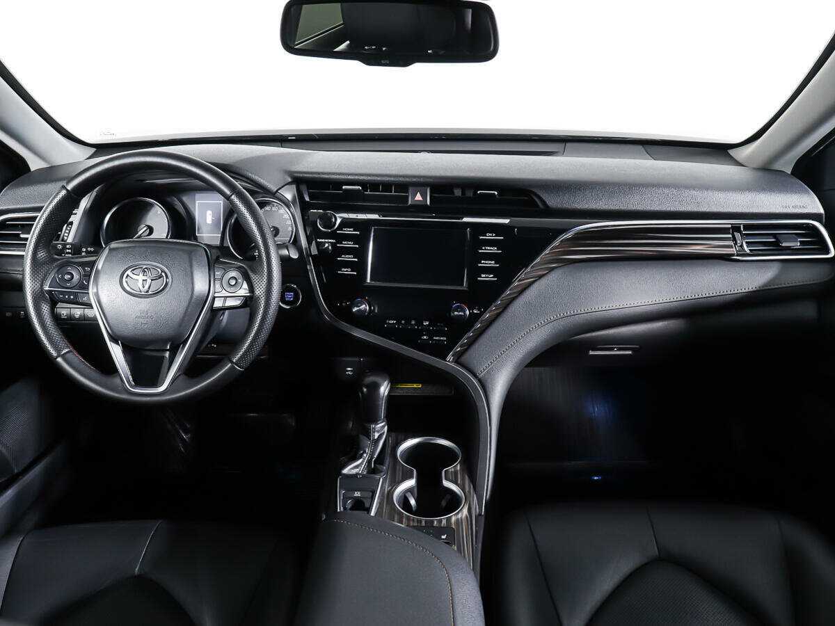 Toyota Camry б/у, 2019, Автоматическая. Фото: #9