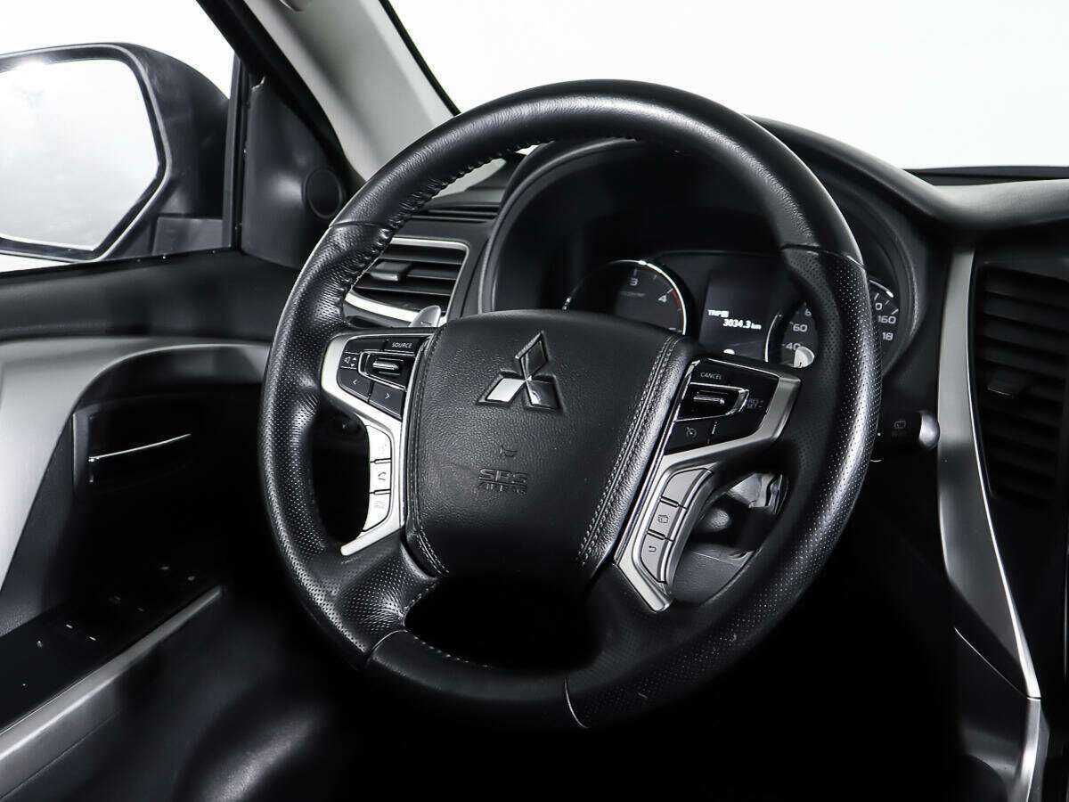 Mitsubishi Pajero Sport б/у, 2018, Автоматическая. Фото: #14