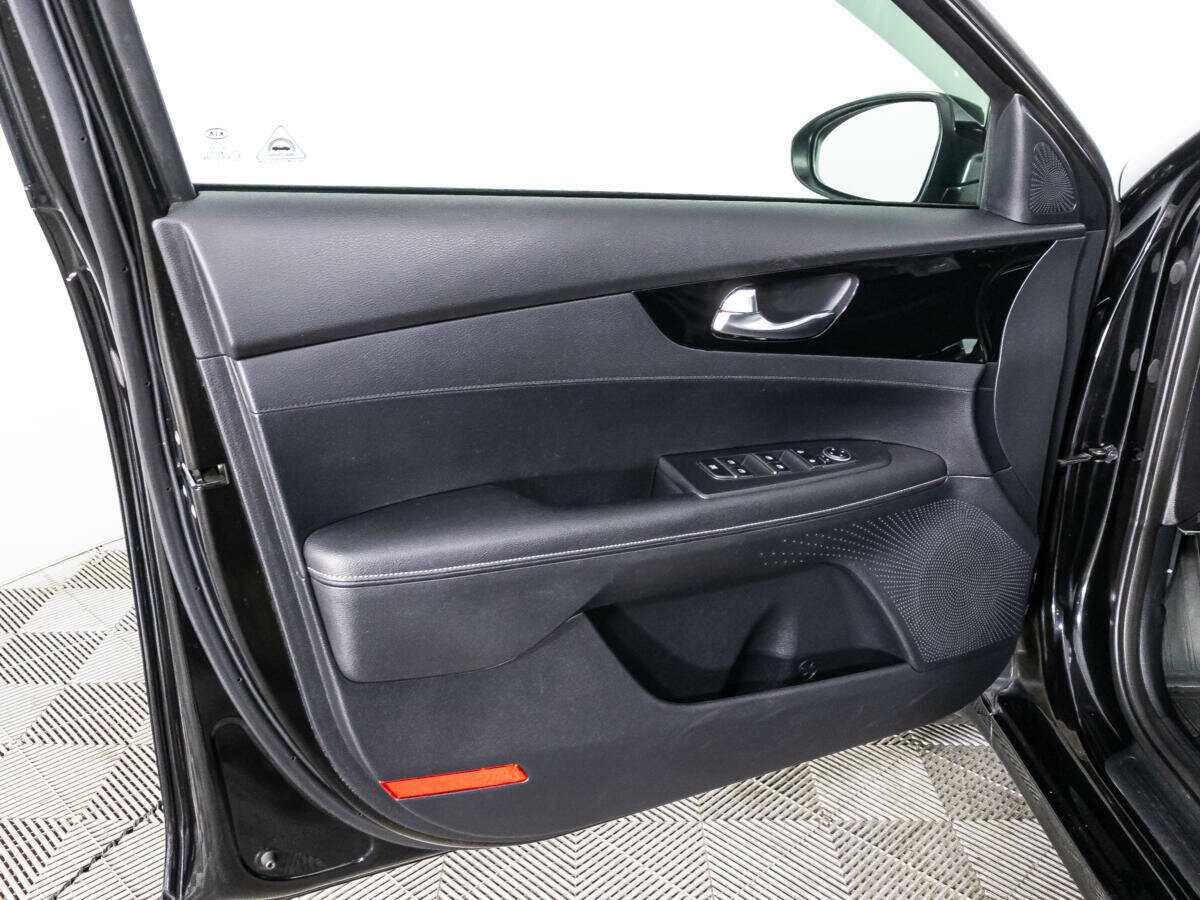 Kia Cerato б/у, 2021, Автоматическая. Фото: #21