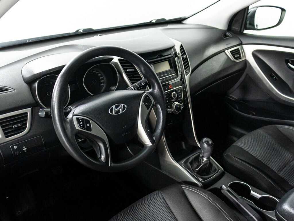 Hyundai i30 б/у, 2013, Механическая. Фото: #10