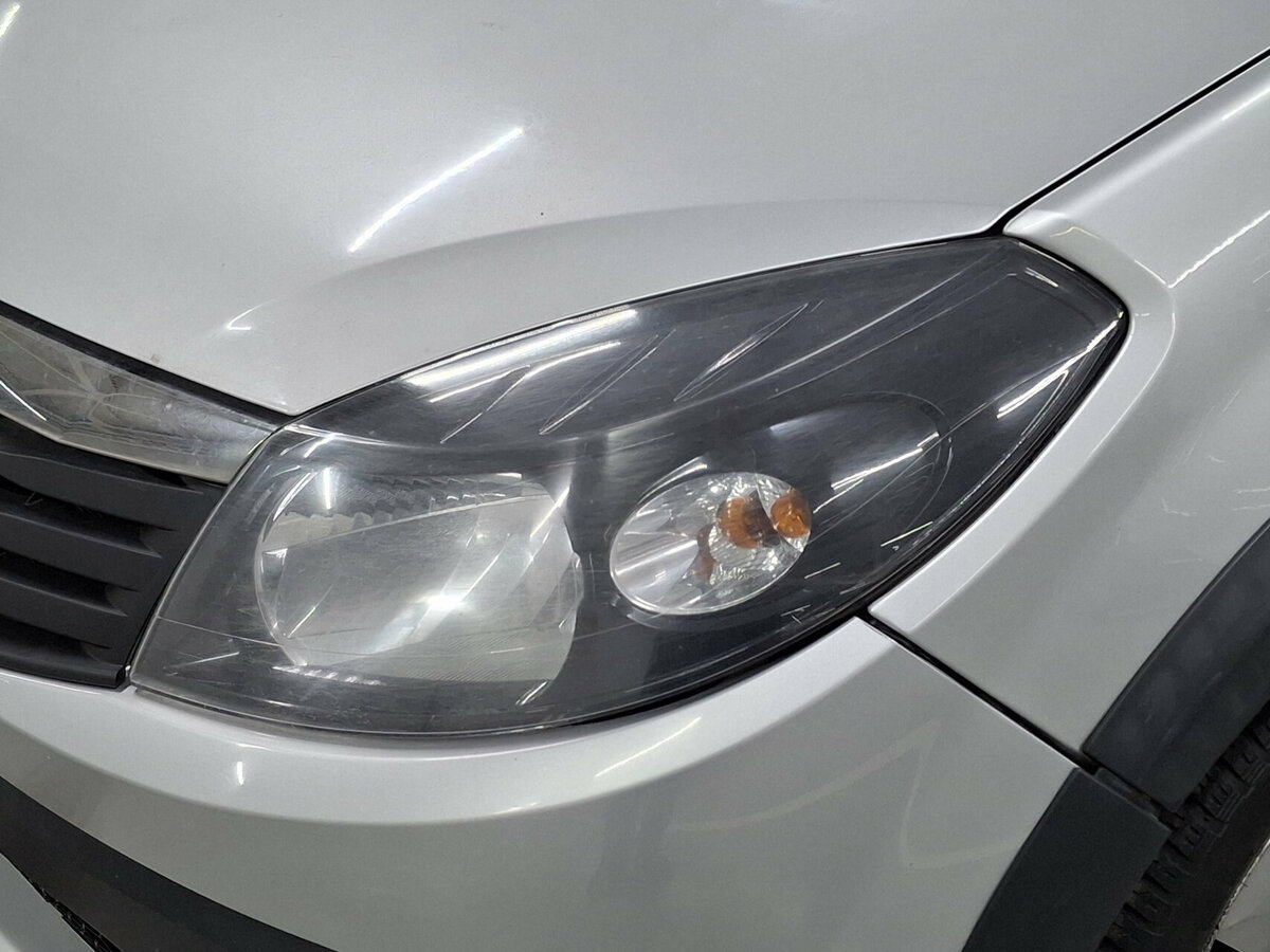 Renault Sandero б/у, 2013, Автоматическая. Фото: #16