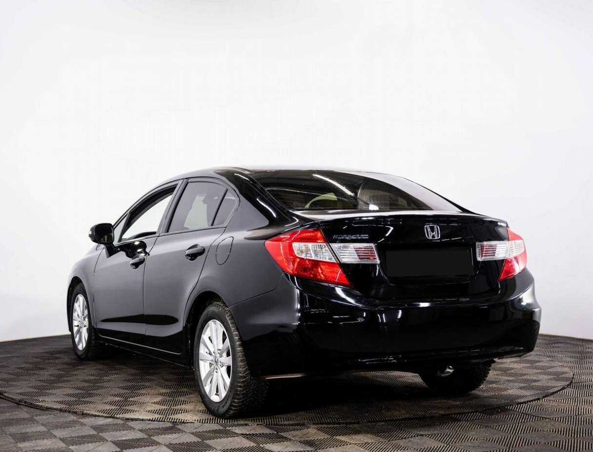 Honda Civic б/у, 2012, Автоматическая. Фото: #3