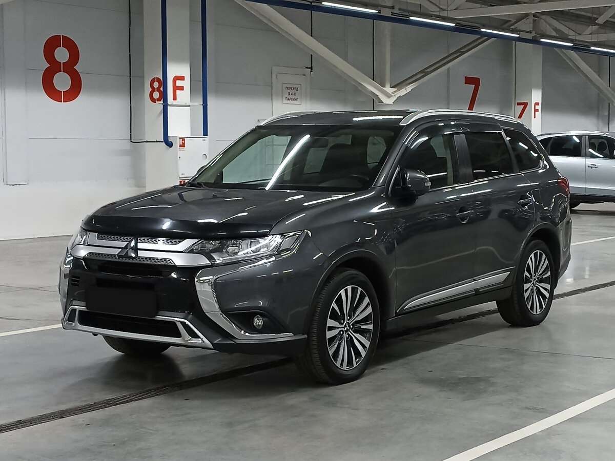 Mitsubishi Outlander б/у, 2020, Вариатор. Посмотреть фото