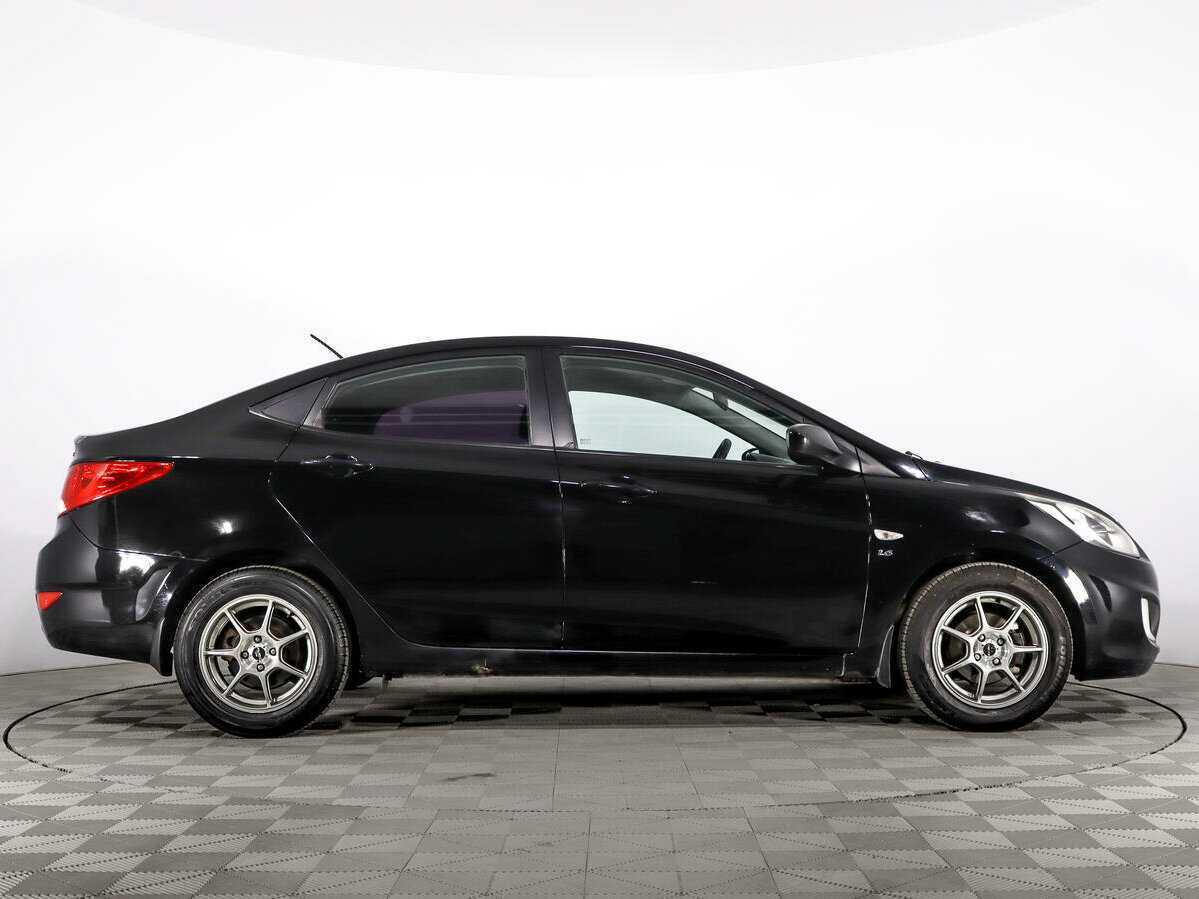 Hyundai Solaris б/у, 2013, Автоматическая. Фото: #3
