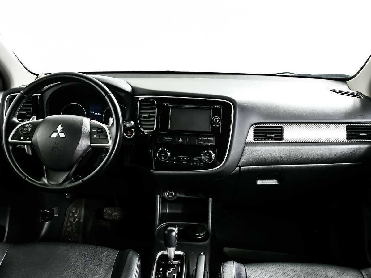 Mitsubishi Outlander б/у, 2014, Вариатор. Фото: #10