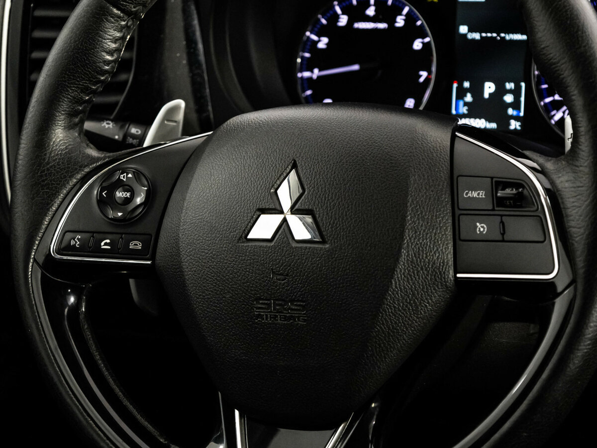 Mitsubishi Outlander б/у, 2015, Вариатор. Фото: #8