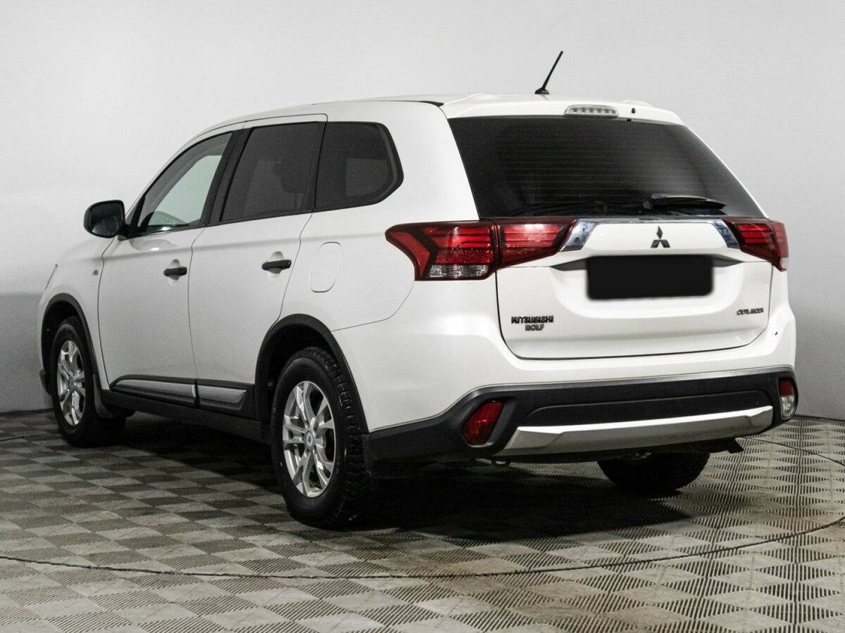 Mitsubishi Outlander б/у, 2016, Вариатор. Фото: #6