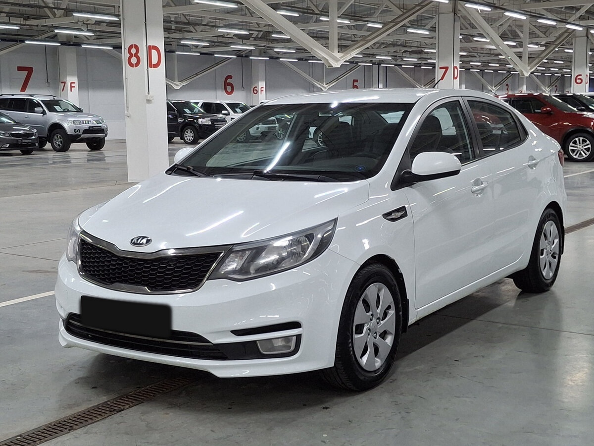 Kia Rio б/у, 2015, Механическая. Фото: #0