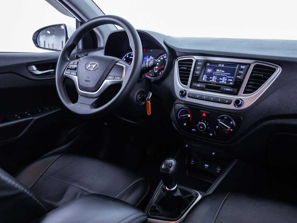 Hyundai Solaris б/у, 2021, Механическая. Фото: #10